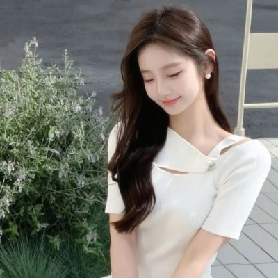 接近无限的白